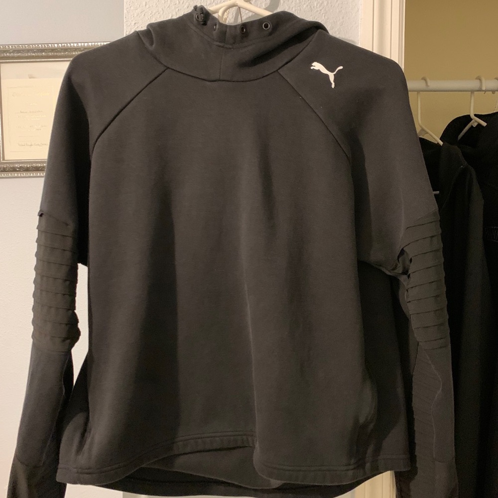 Puma Sweater/Jacket